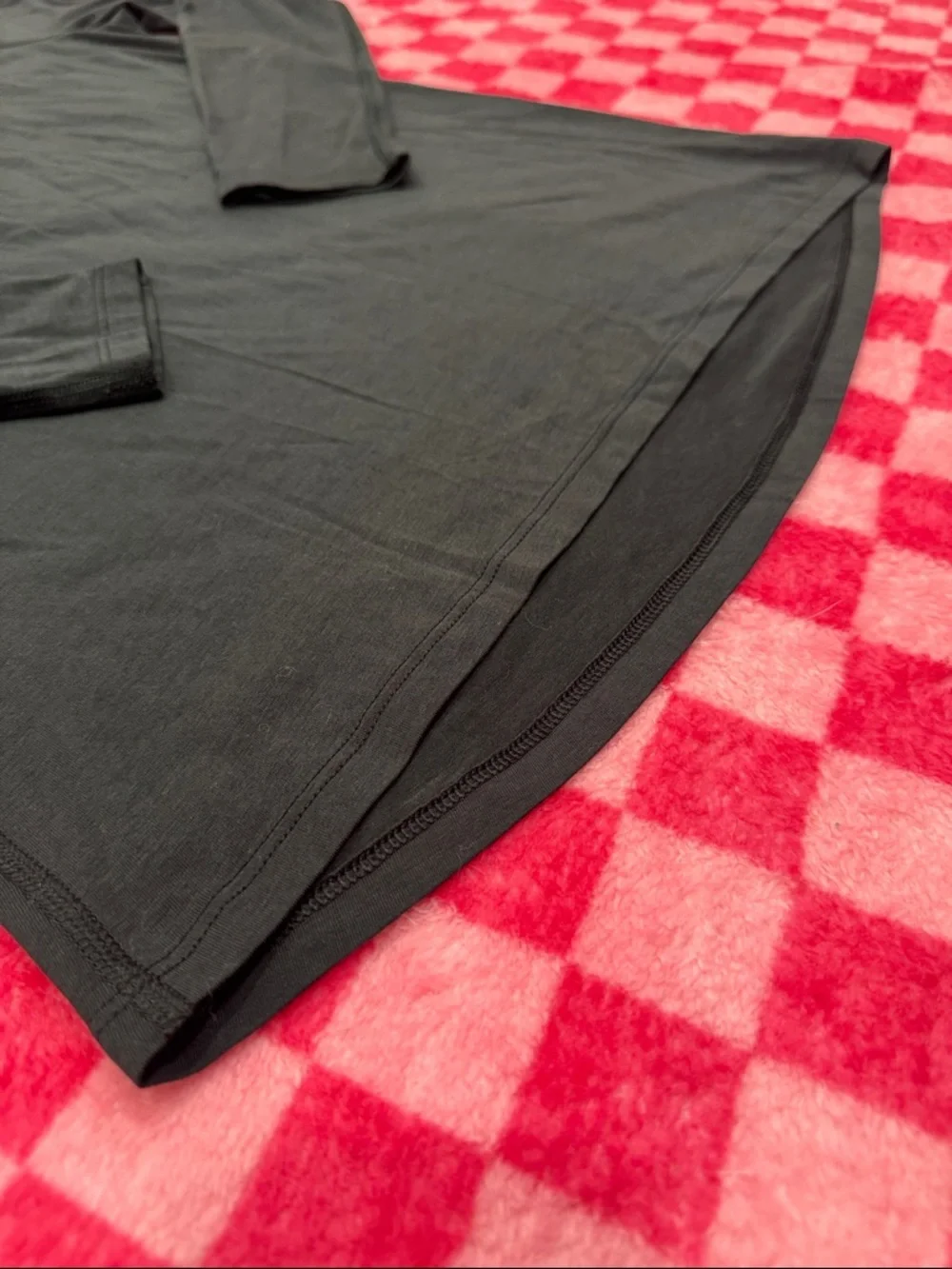 lululemon athletica Black Long Sleeve Scoop Neck Top